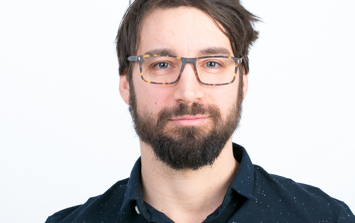 Donovan - Best eyeglasses online in Canada